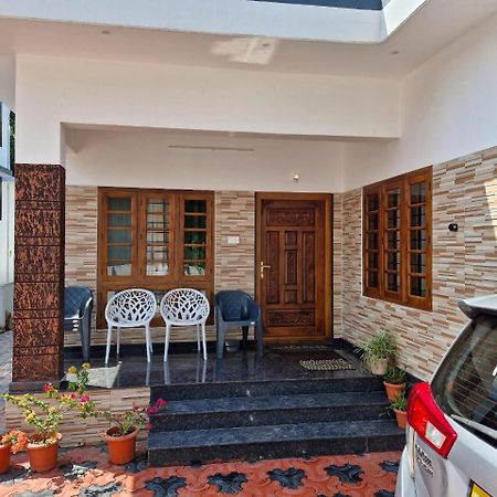 Ashvis Cottage Thekkady Ngoại thất bức ảnh
